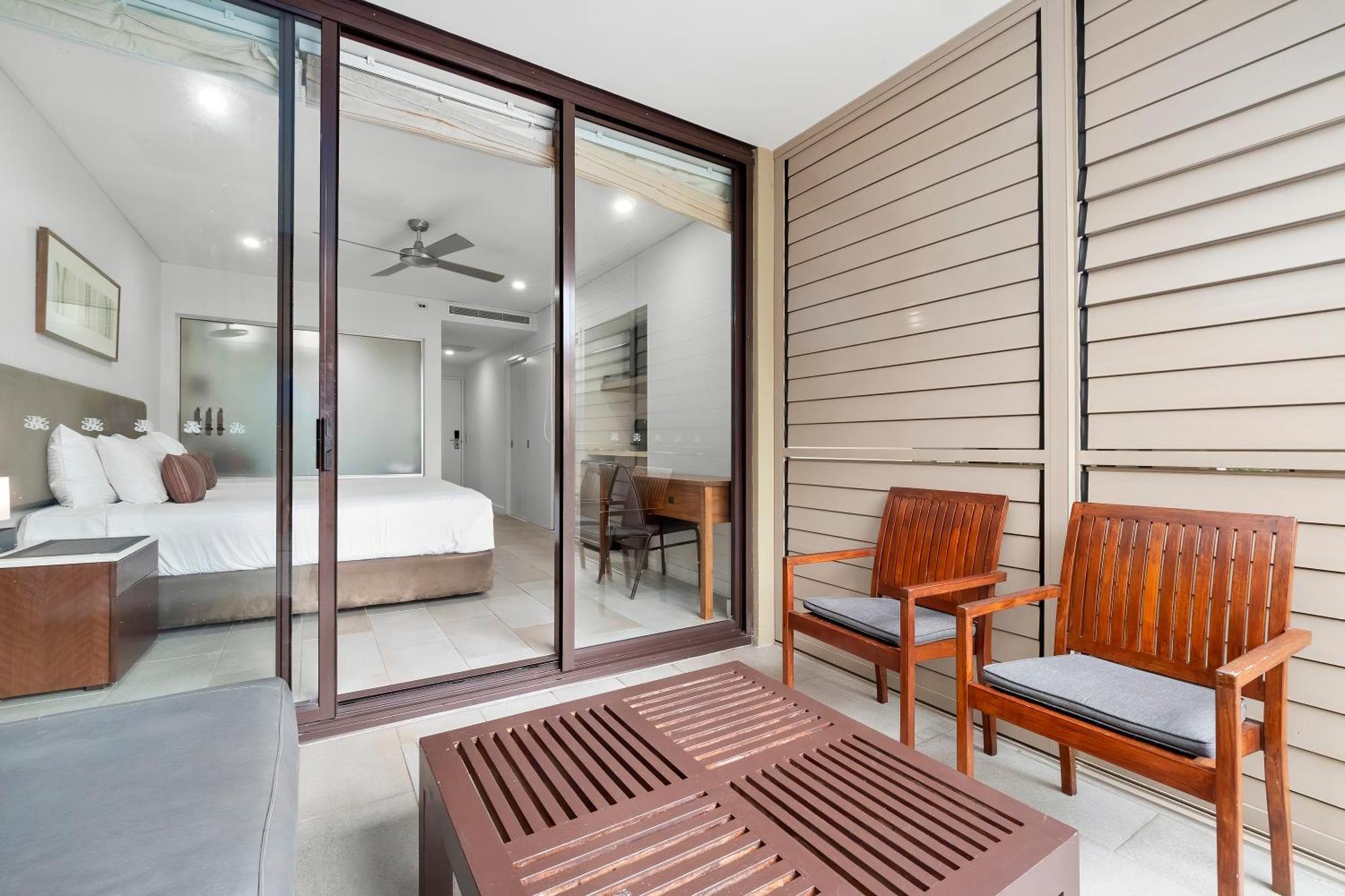 Private Apartments In The Temple Beachfront Resort بالم كوف الغرفة الصورة