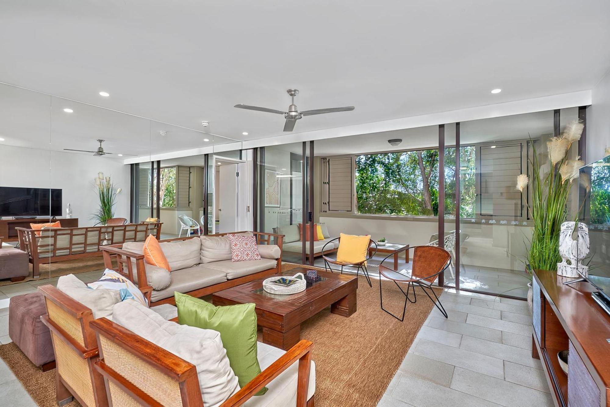 Private Apartments In The Temple Beachfront Resort بالم كوف الغرفة الصورة